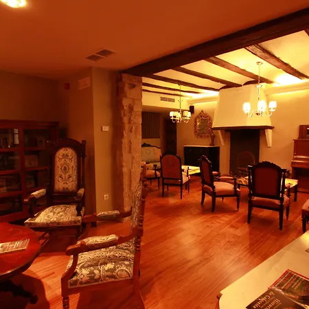 Del Sitjar 3* カラセイテ