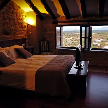 Del Sitjar ホテル カラセイテ